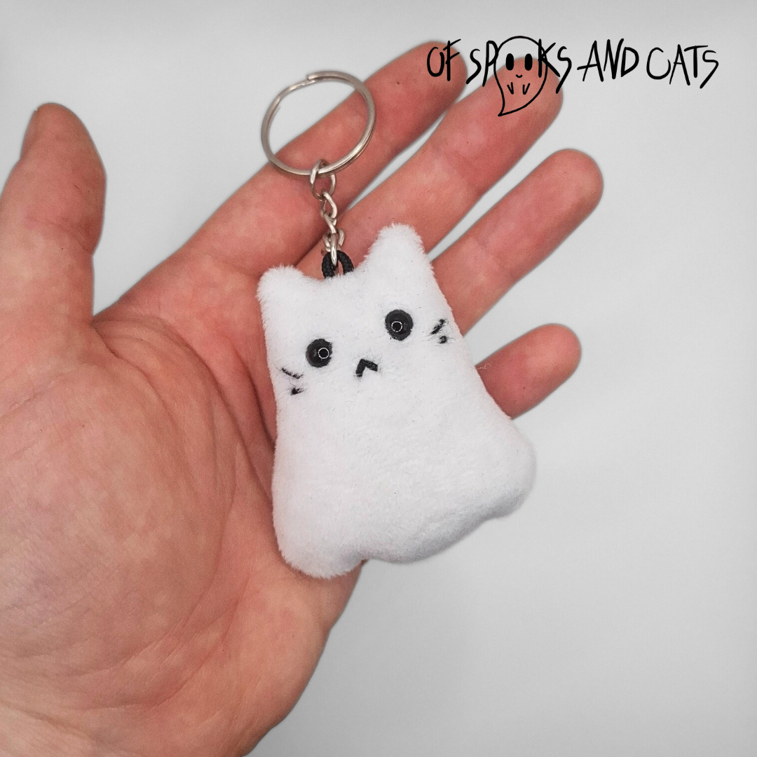 Lilly die Geisterkatze - Mini Kuscheltier Geist Katze - Schlüsselanhänger - Sammlerstück