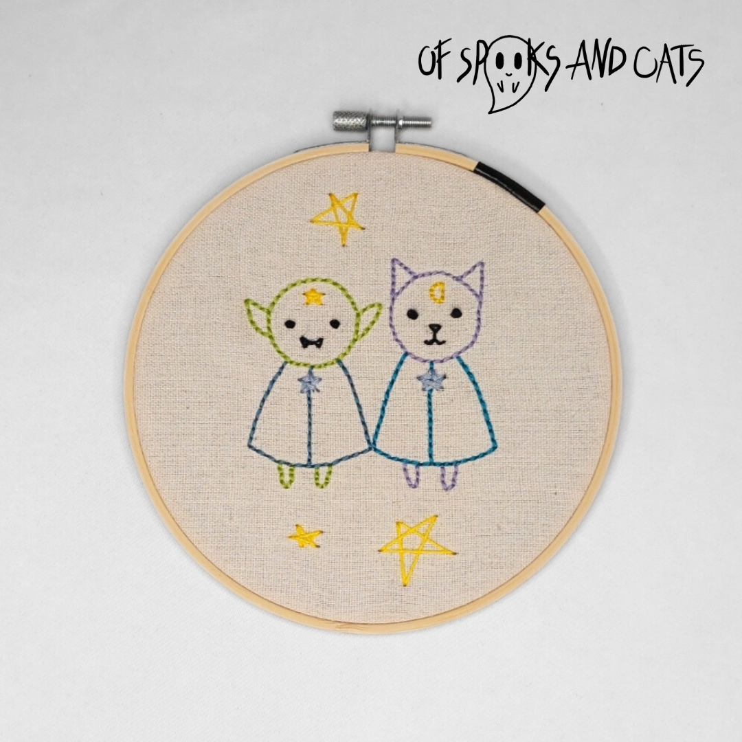 Fips und Luna die Zauberfreunde - Handgesticktes Bild ⌀16cm