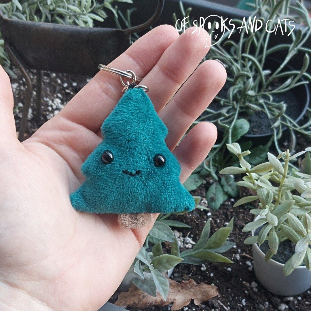 Thea der Tannenbaum - Mini Kuscheltier Christbaum Weihnachten - Schlüsselanhänger - Sammlerstück